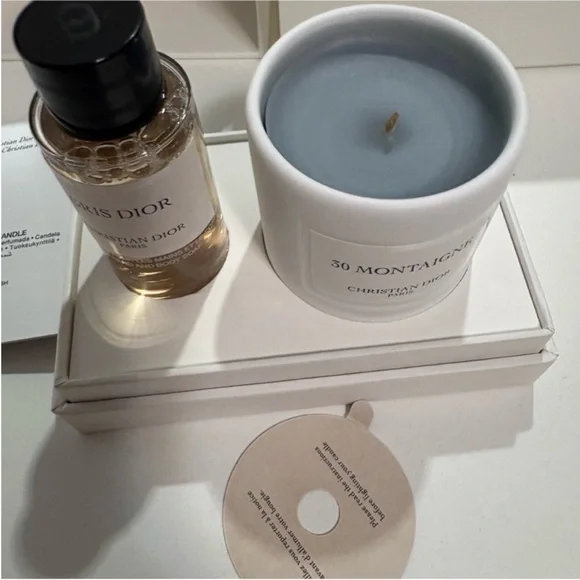 Dior 30 Montaigne Candle Set - Picture 3 of 8